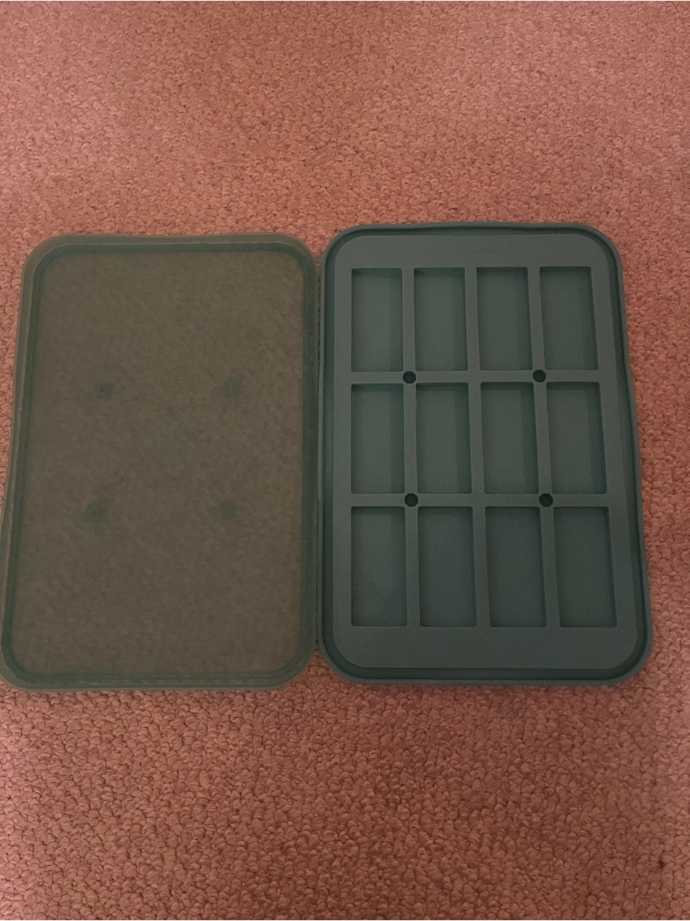 Pampered Chef Blue Silicone granola bar mold